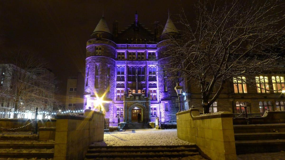 Appartement Modern 2 Bedroom In Centre Edinburgh